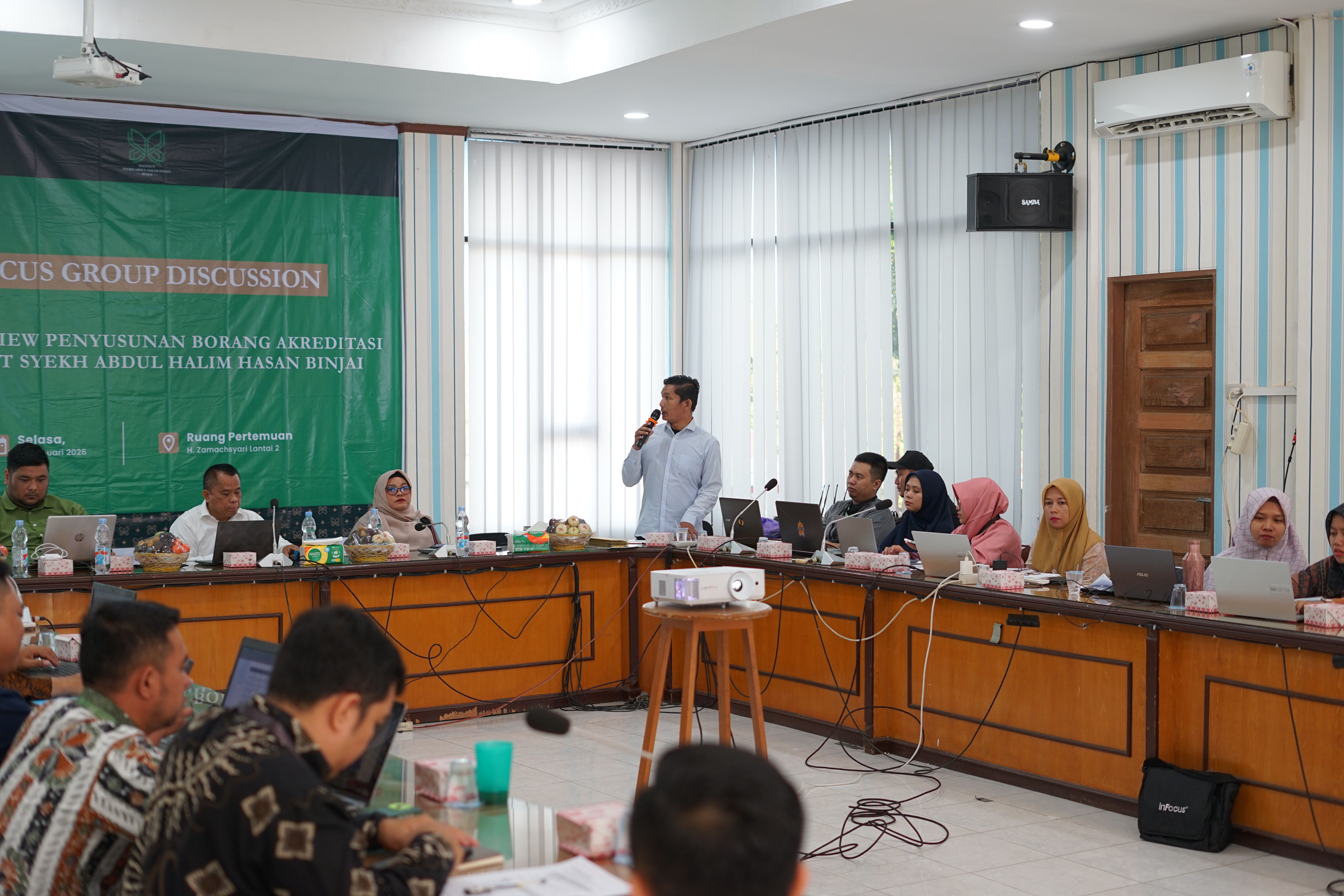 Menuju Reakreditasi Perguruan Tinggi, INSAN Gelar FGD Review Borang APT Bersama Asesor BAN-PT