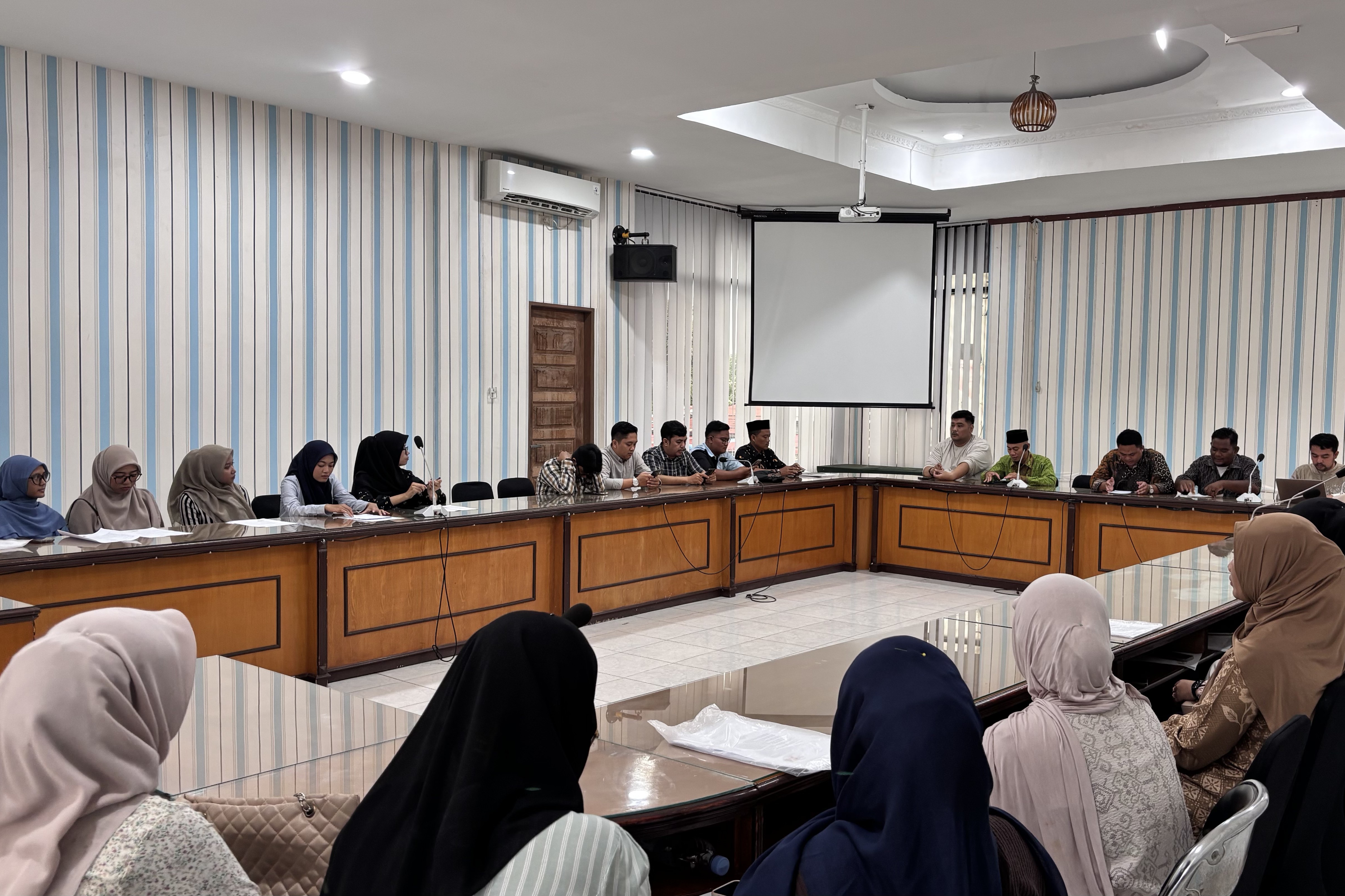 INSAN Binjai Lepas 36 Mahasiswa KKN Internasional ke Malaysia