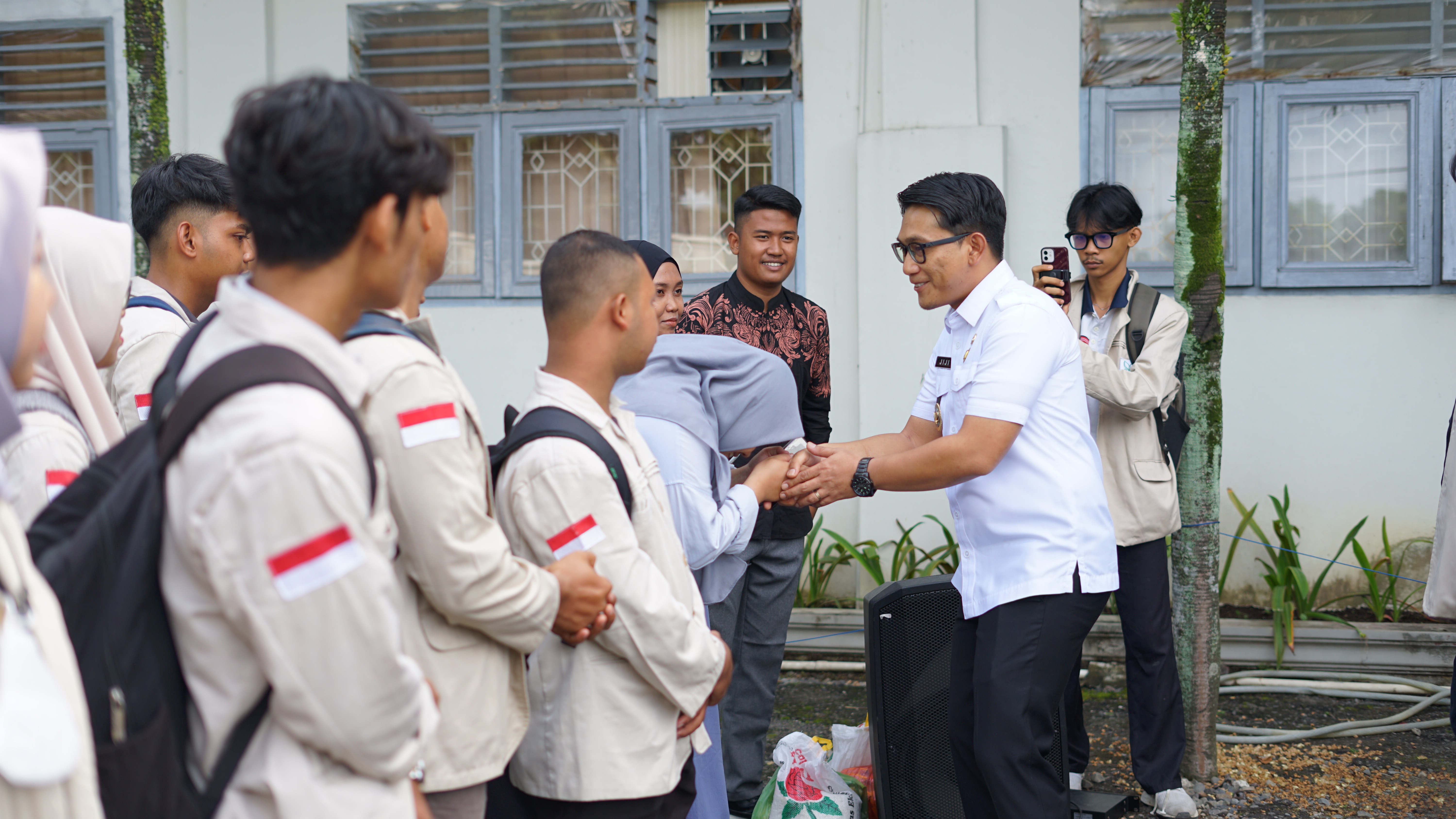 INSAN Binjai Bersama Wakil Wali Kota Binjai Lepas Ormawa INSAN Sebagai Tim Penyaluran Donasi untuk Korban Bencana Sumatera