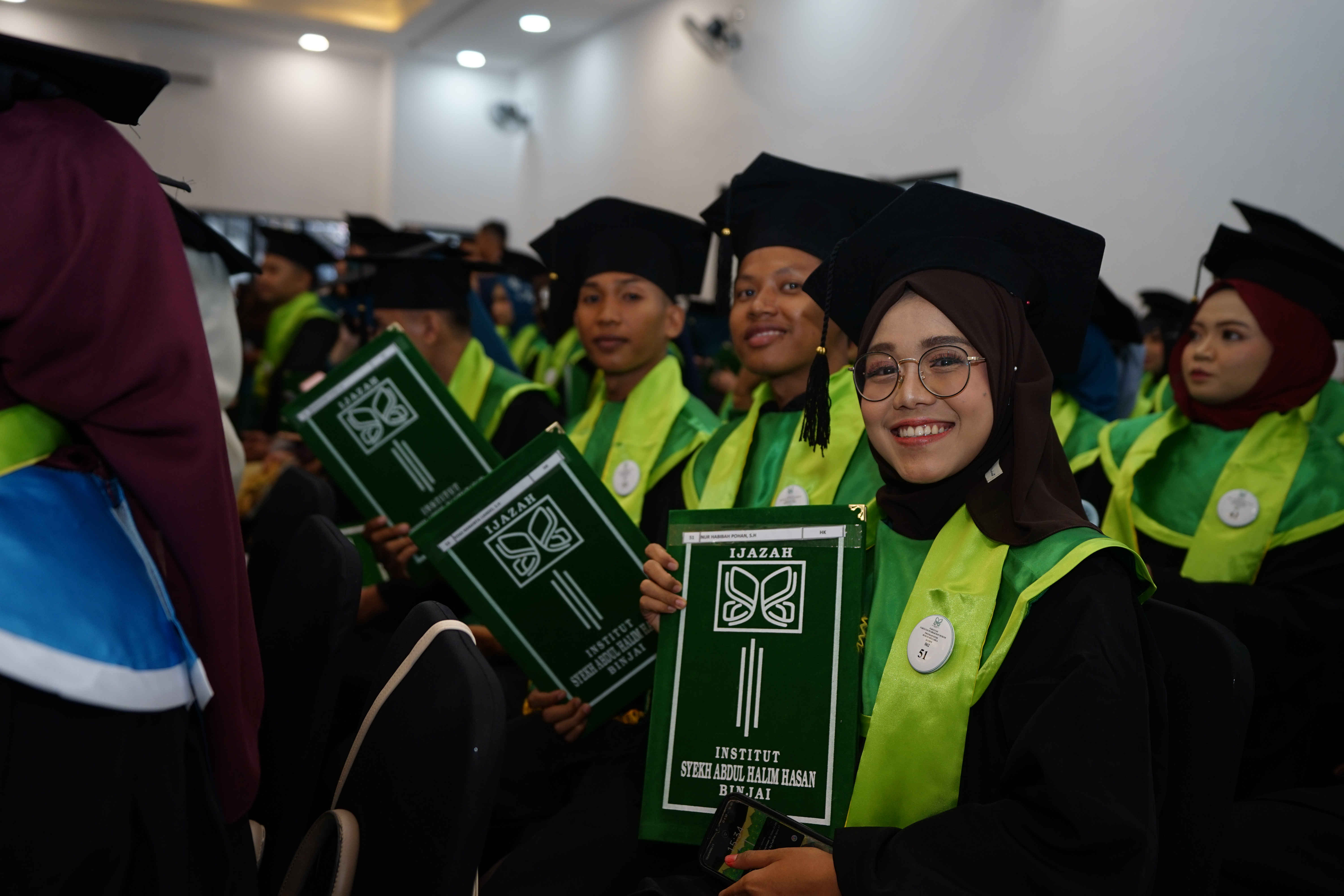 INSAN Kukuhkan 402 Sarjana pada Wisuda XXIX, Siap Cetak Generasi Unggul dan Berdaya Saing