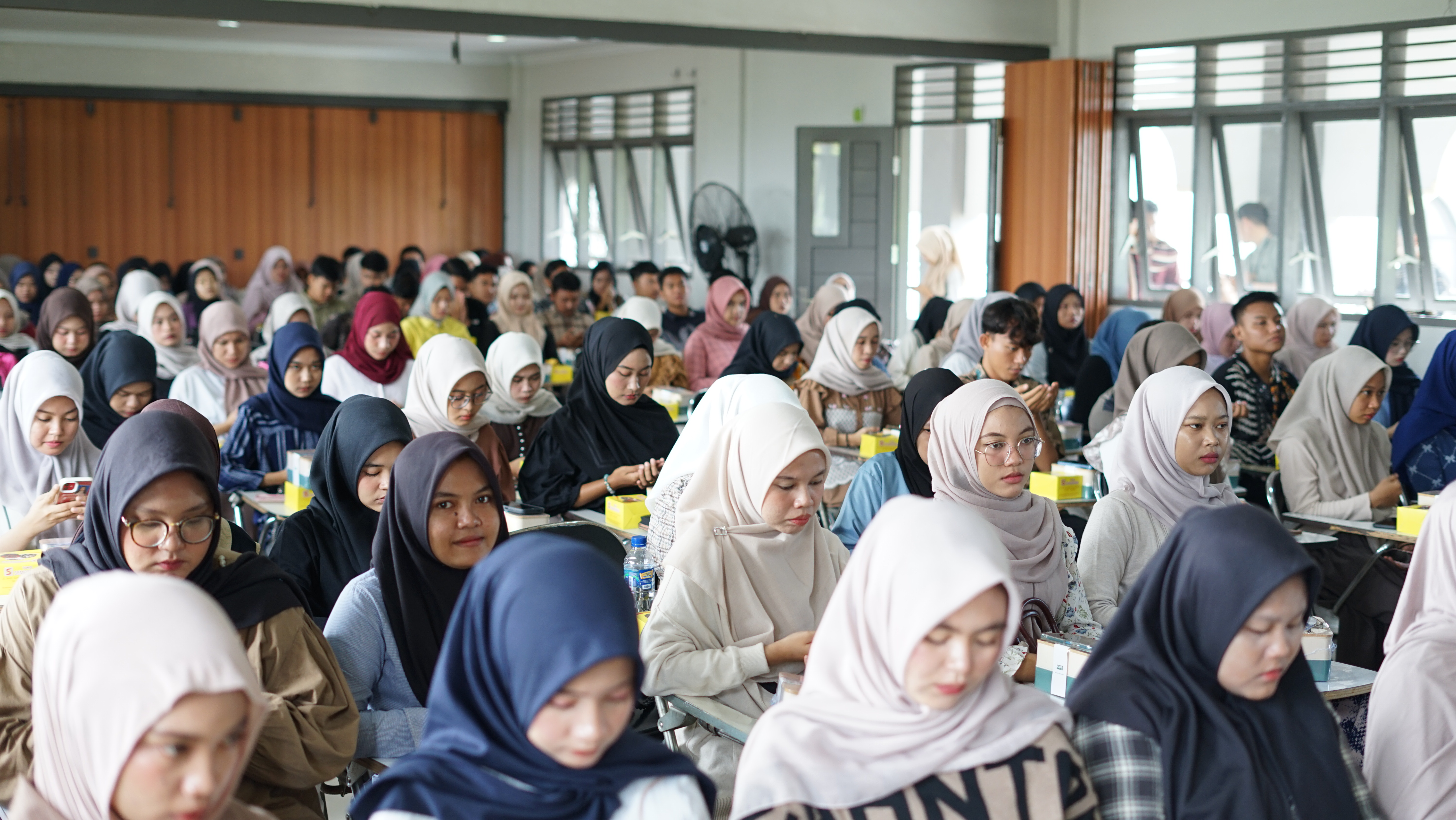 OJK Edukasi Mahasiswa INSAN Tentang Keuangan