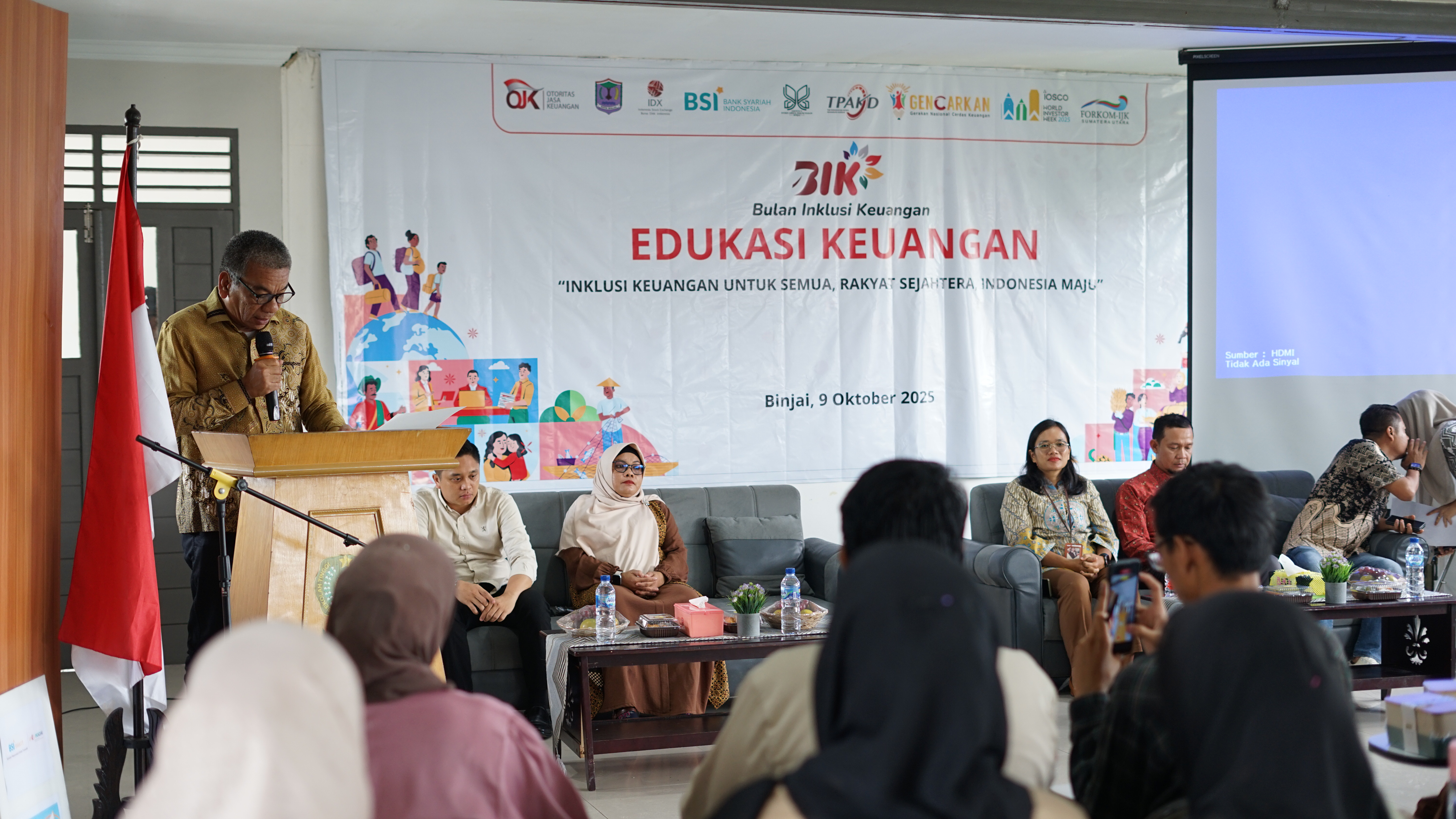 OJK Edukasi Mahasiswa INSAN Tentang Keuangan
