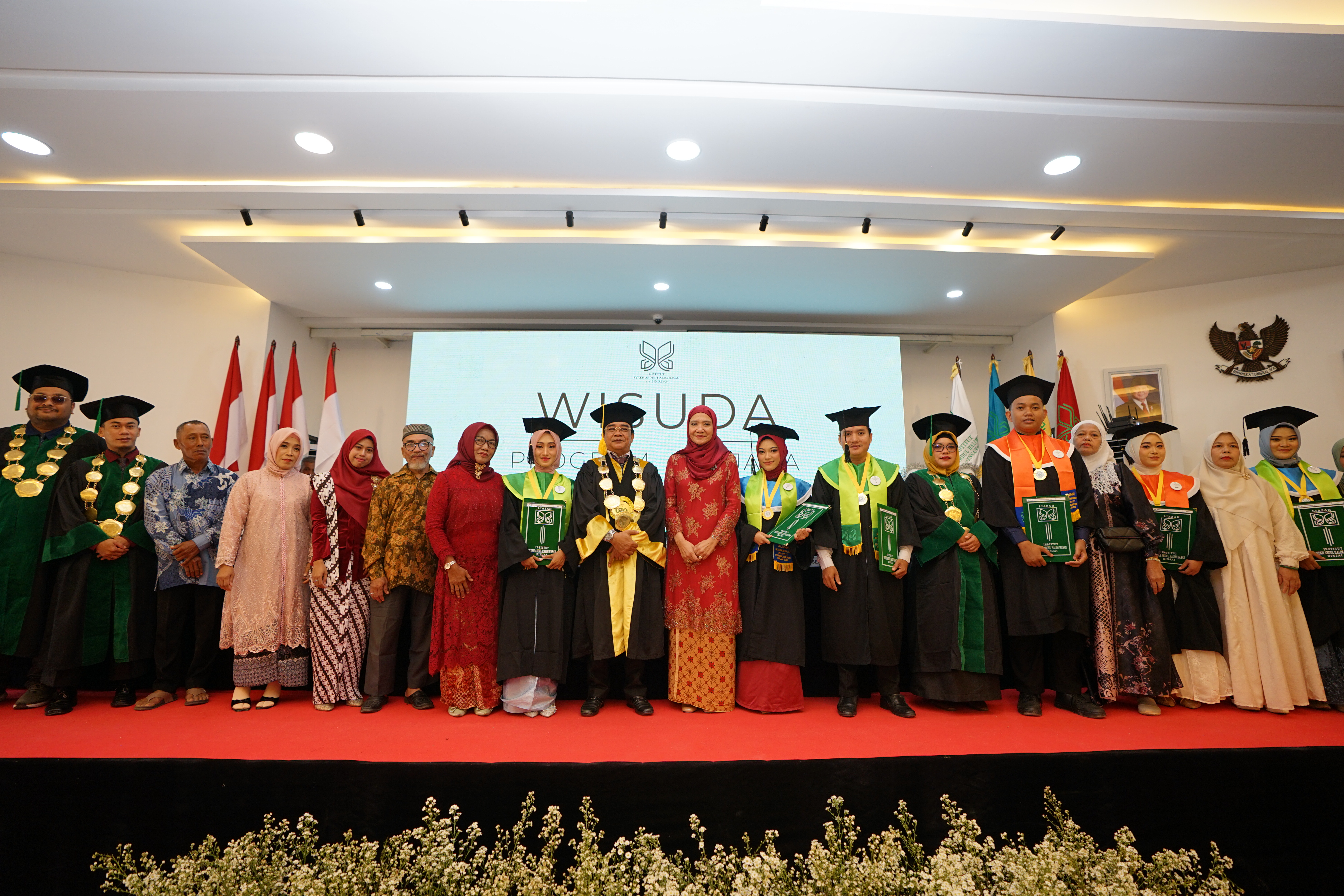 INSAN Kukuhkan 402 Sarjana pada Wisuda XXIX, Siap Cetak Generasi Unggul dan Berdaya Saing